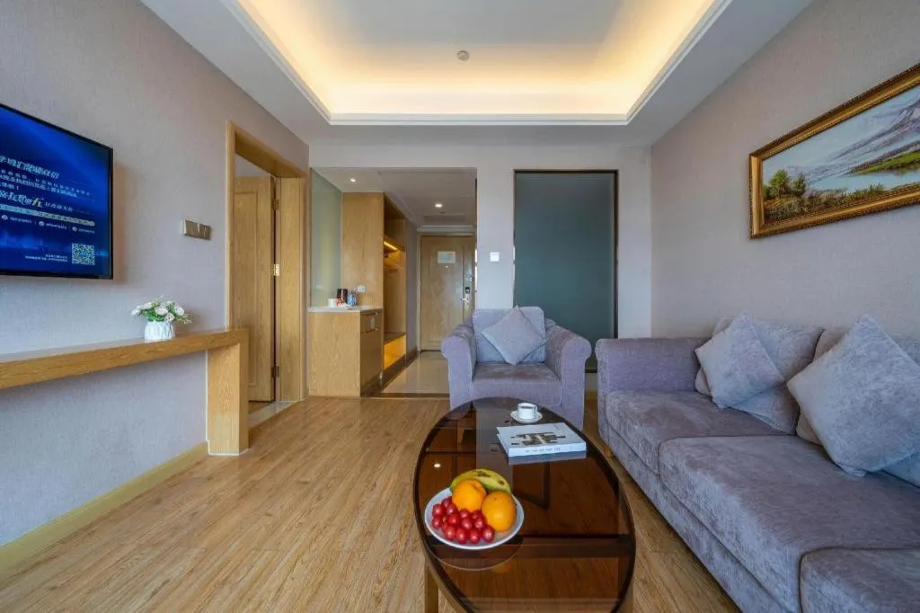 Vienna Hotel Nanning Xiangsi Lake University Town