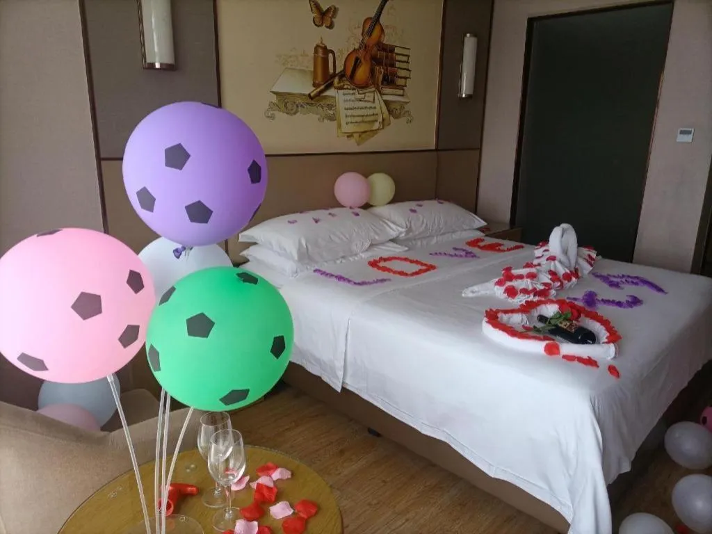 Bed in Vienna Hotel Nanning Xiangsi Lake University Town