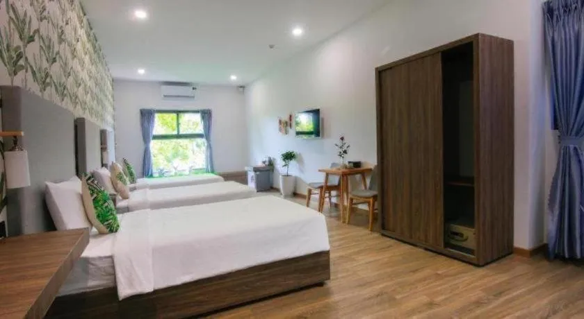 Bed in Green Oasis Hotel