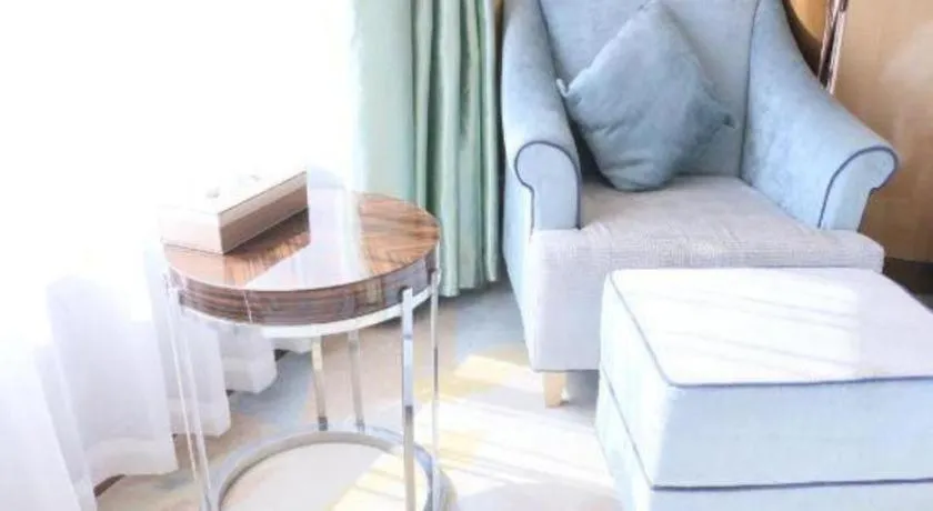 Bed in Shanghai Fuyue Hotel