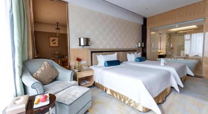 Bed in Shanghai Fuyue Hotel