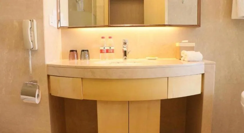 Shanghai Fuyue Hotel