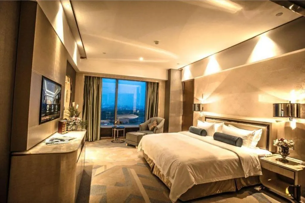 Bed in Shanghai Fuyue Hotel