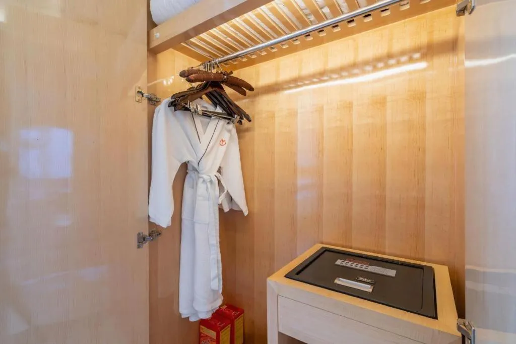 Shanghai Fuyue Hotel