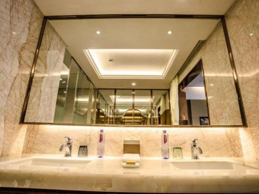 Shanghai Fuyue Hotel