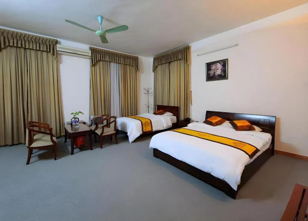 Bed in Khan Quang Do Hotel