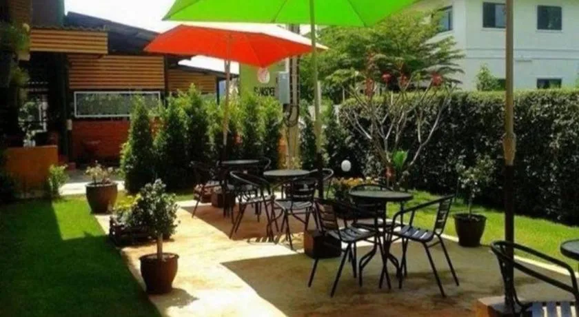 Sawasdee River Kwai Lodge