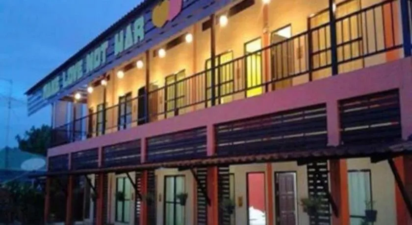 Sawasdee River Kwai Lodge