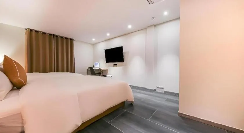 Bed in Cheongju Maryjane Hotel