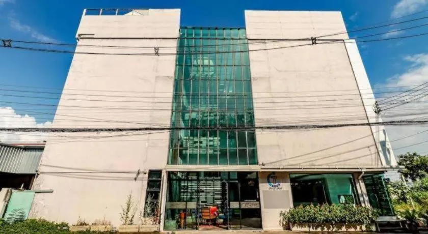 OYO 412 7 Days Hotel