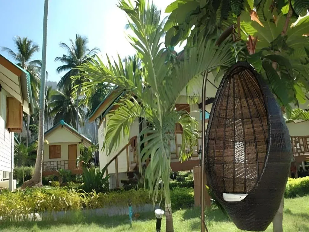 Green Cottage Beach Resort