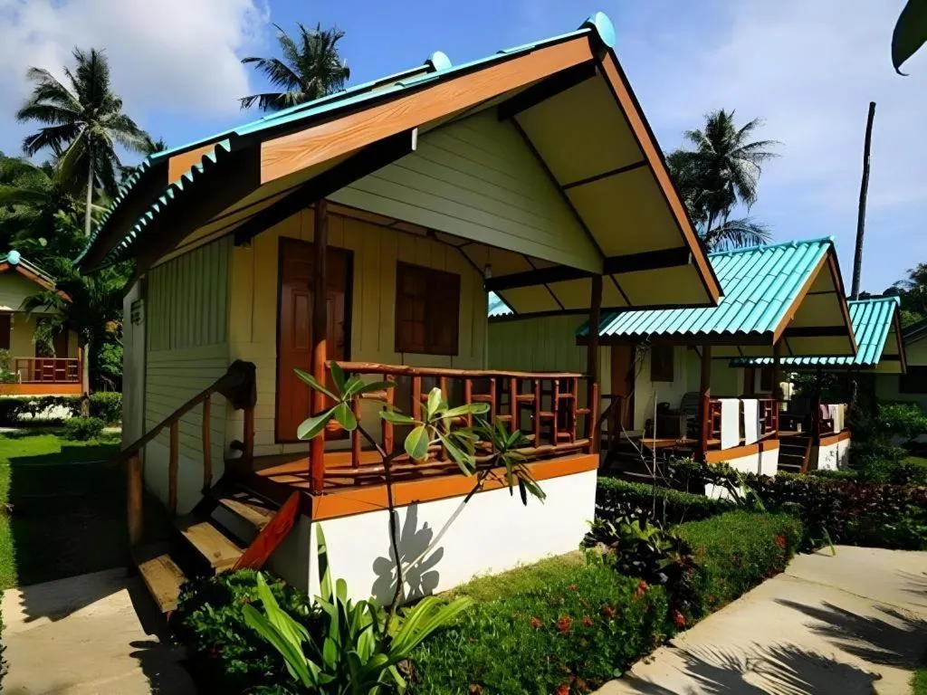 Green Cottage Beach Resort
