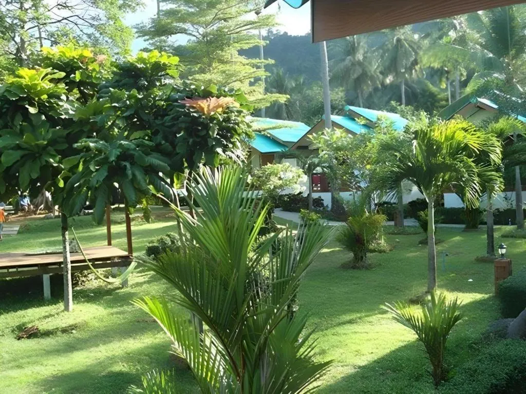 Green Cottage Beach Resort