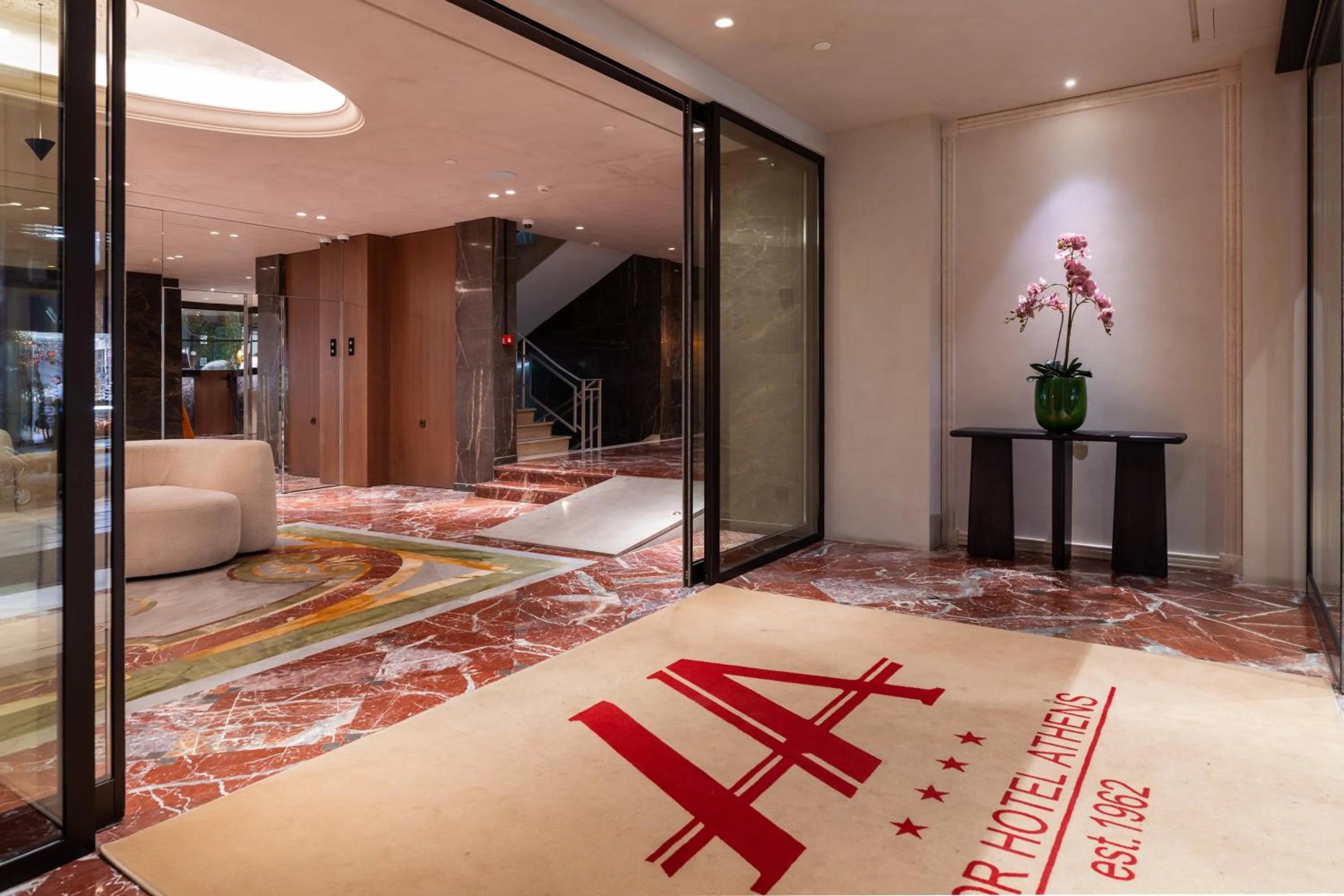 Facade/entrance in Astor Hotel Athens