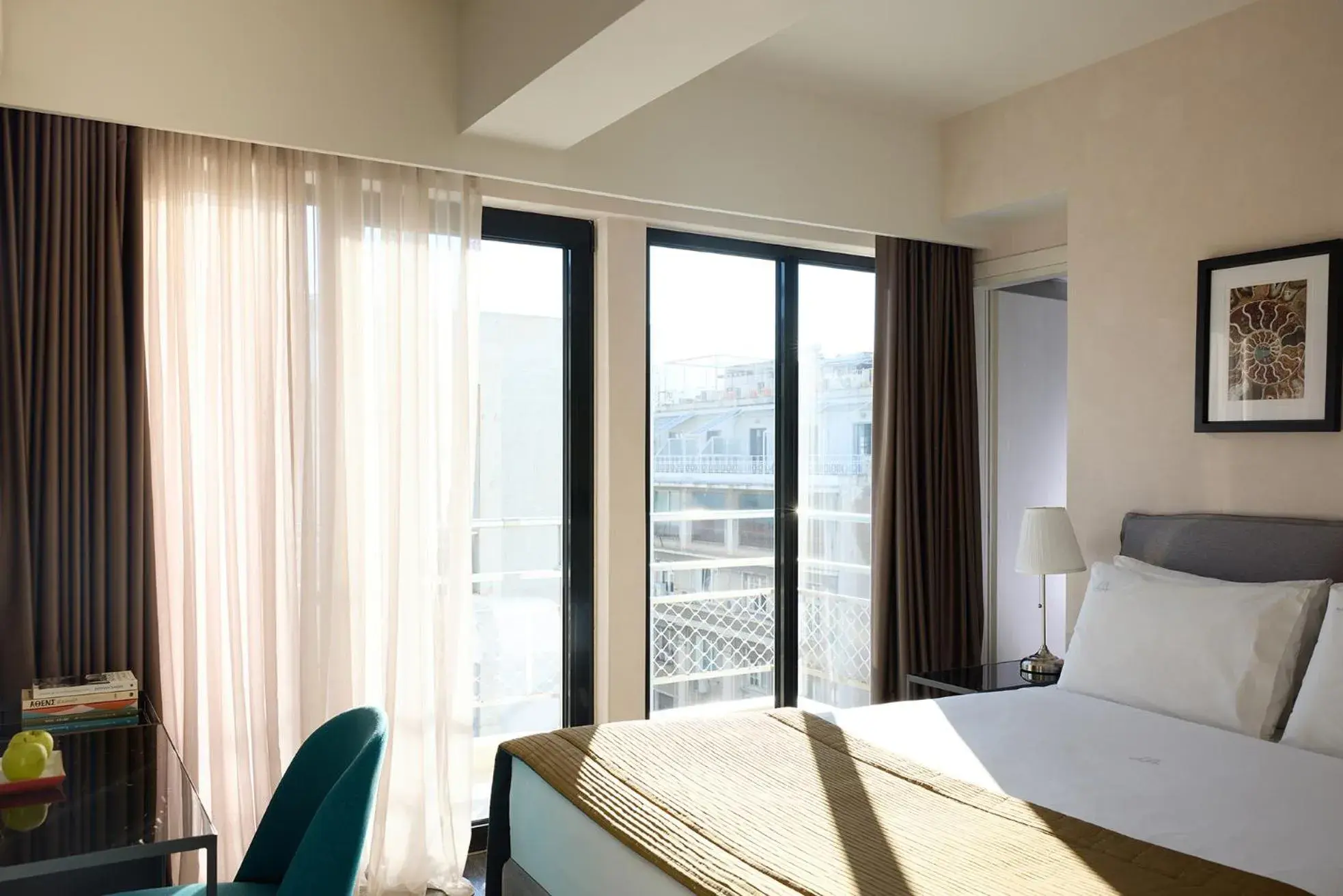Superior Double or Twin Room with City View in Astor Hotel Athens Superior Double or Twin Room with City View in Astor Hotel Athens