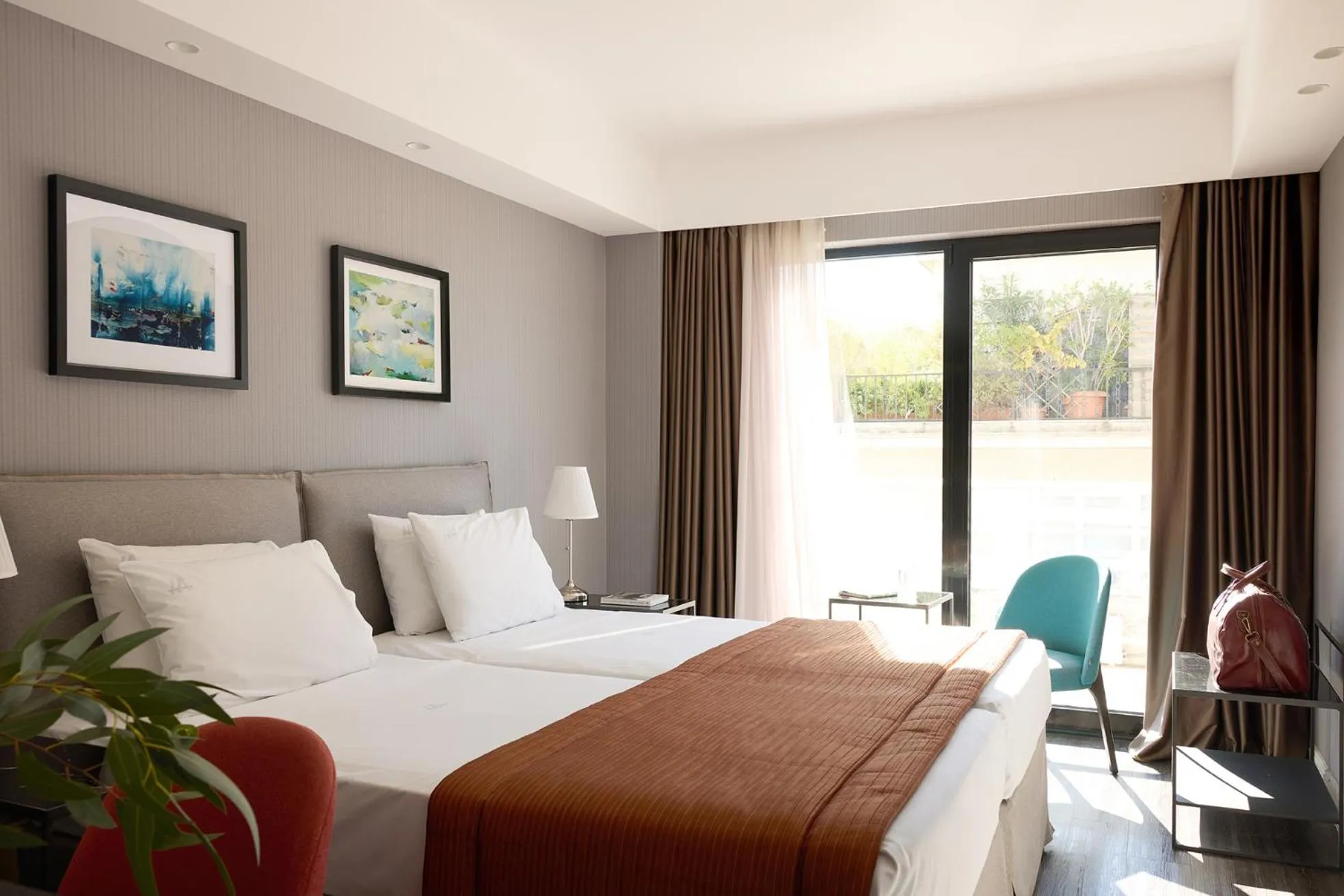 Bed in Astor Hotel Athens