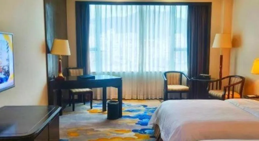 Bed in Metropolitan Hotel