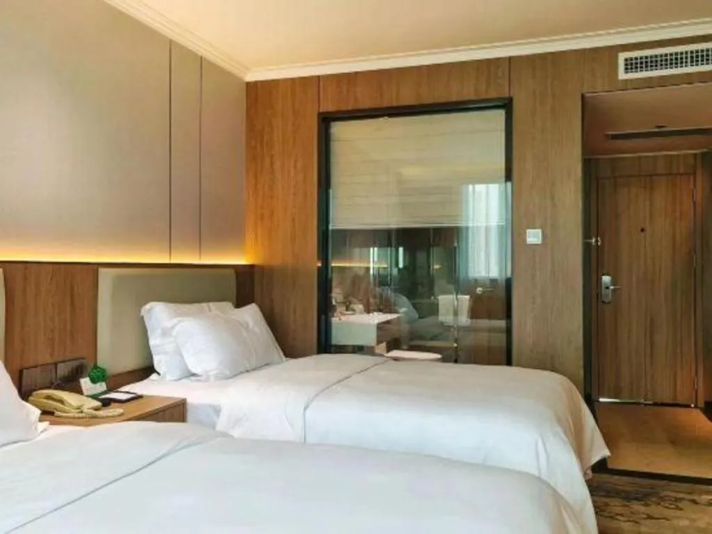 Bed in Metropolitan Hotel