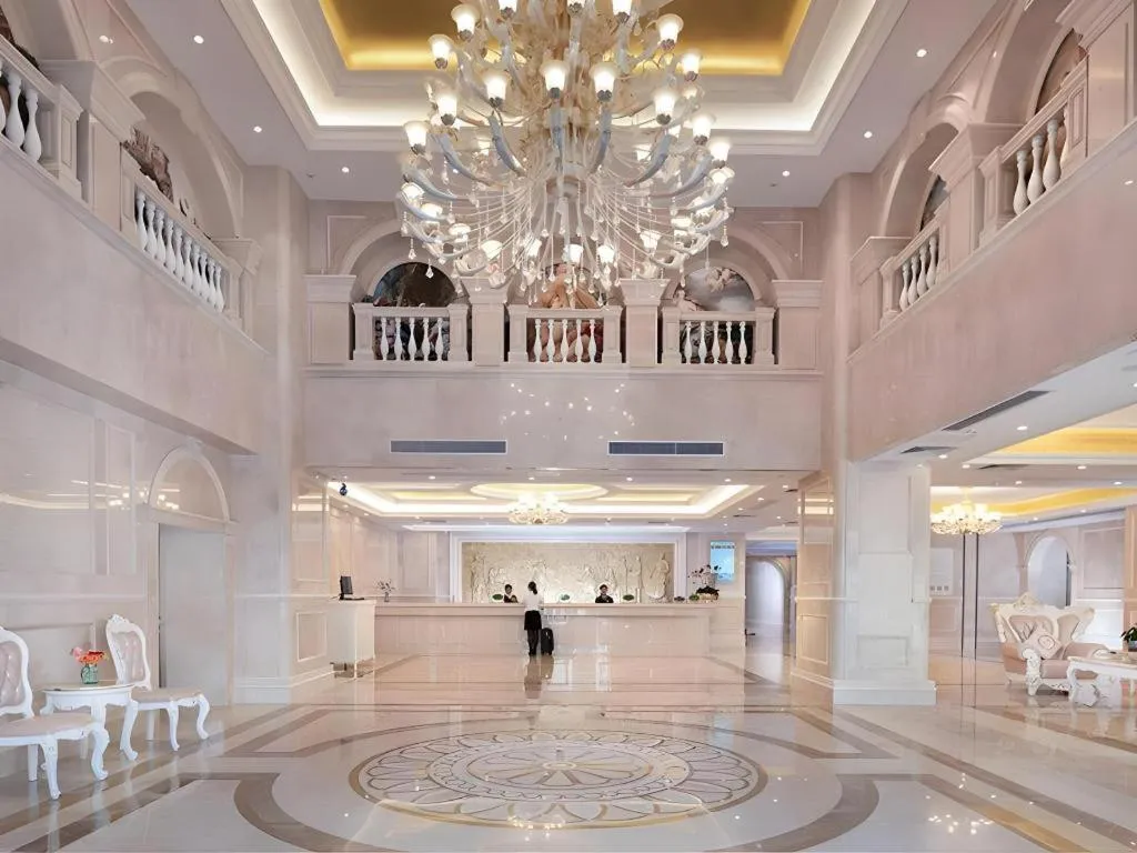 Vienna Hotel Guangdong Xinyi Jiaoyucheng River View