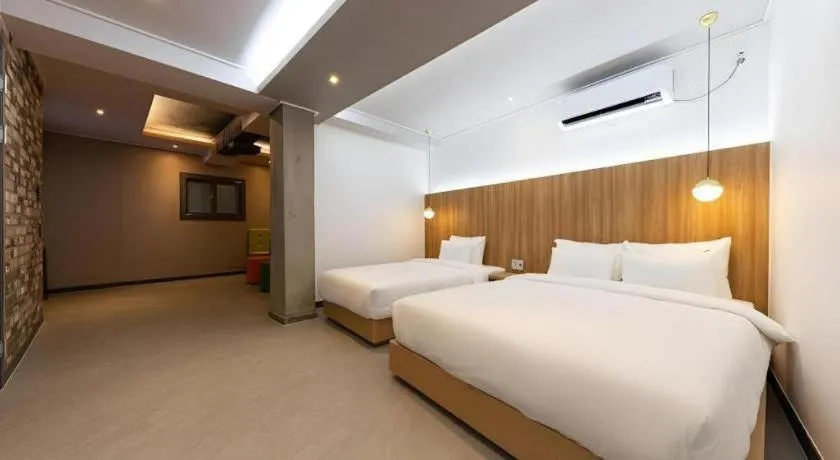 Bed in No 25 Hotel Songtan