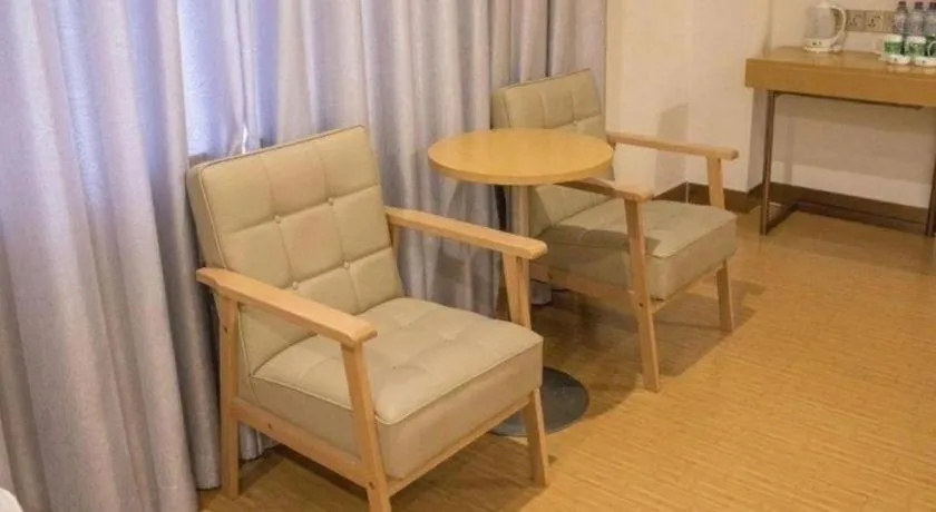 GreenTree Inn Qingdao Jiaozhou Jiaoping Road Express Hotel