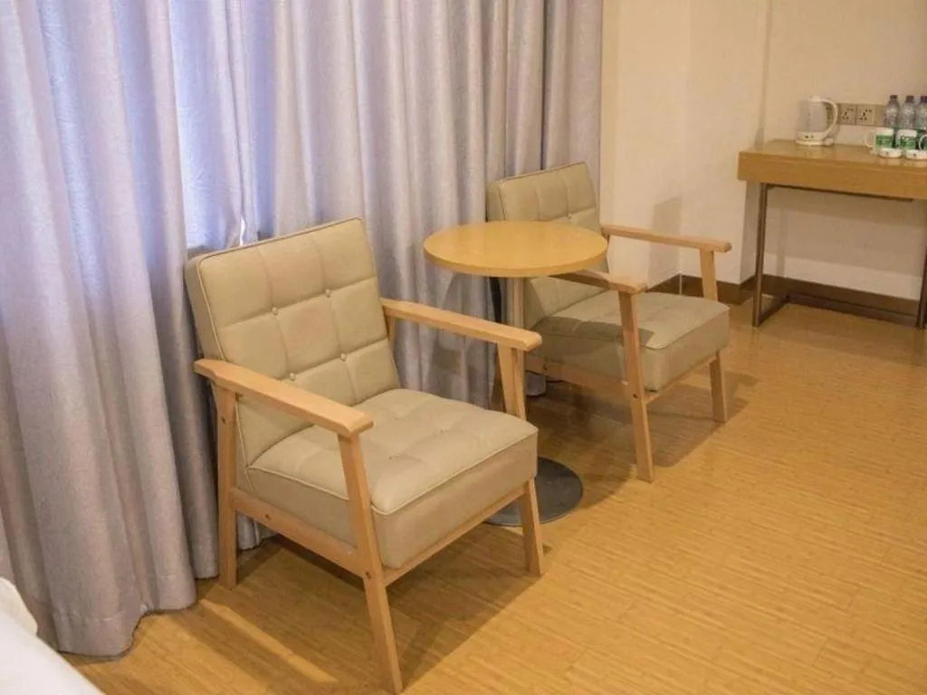 GreenTree Inn Qingdao Jiaozhou Jiaoping Road Express Hotel