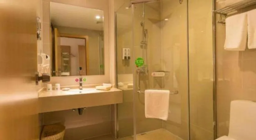 GreenTree Inn Zhangjiagang Yangshe Old Street Stadium