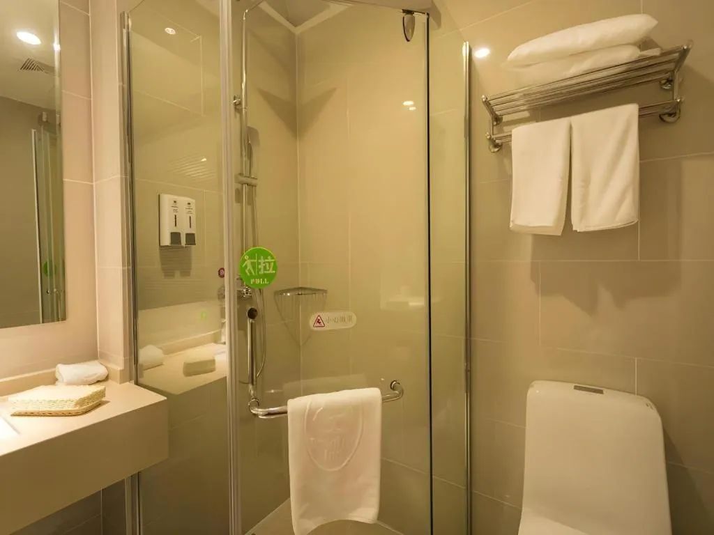 GreenTree Inn Zhangjiagang Yangshe Old Street Stadium