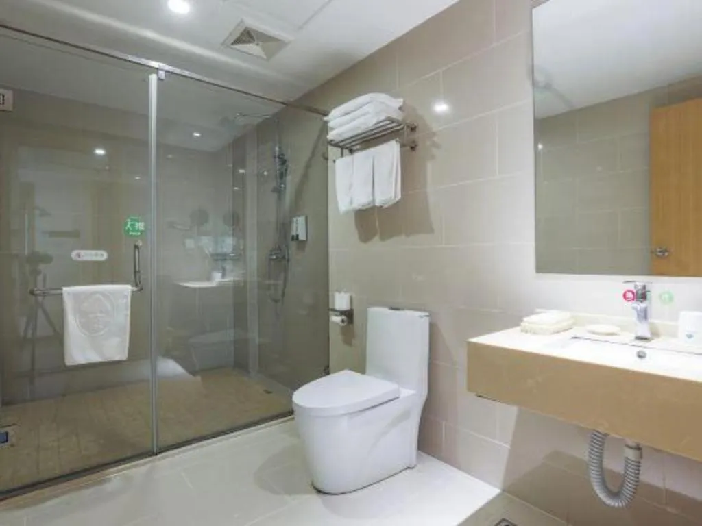 GreenTree Inn Zhangjiagang Yangshe Old Street Stadium