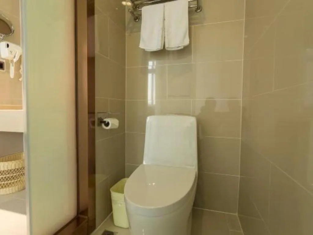 GreenTree Inn Zhangjiagang Yangshe Old Street Stadium