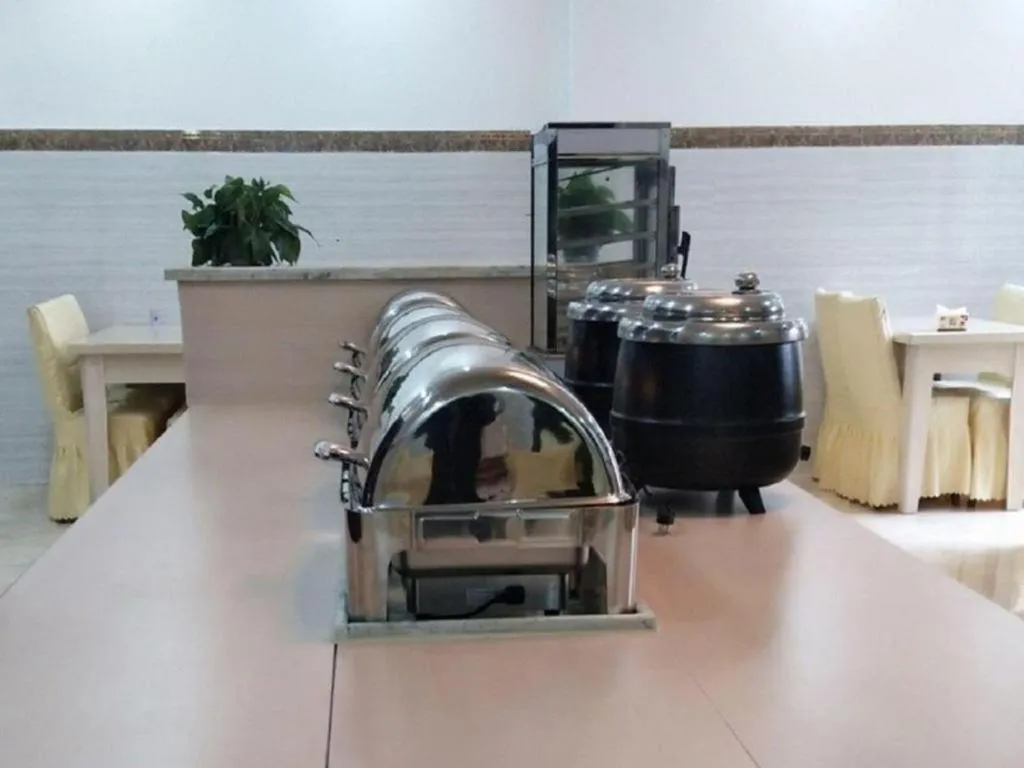 Vatica Hangzhou Linan Qianwang Street Hotel