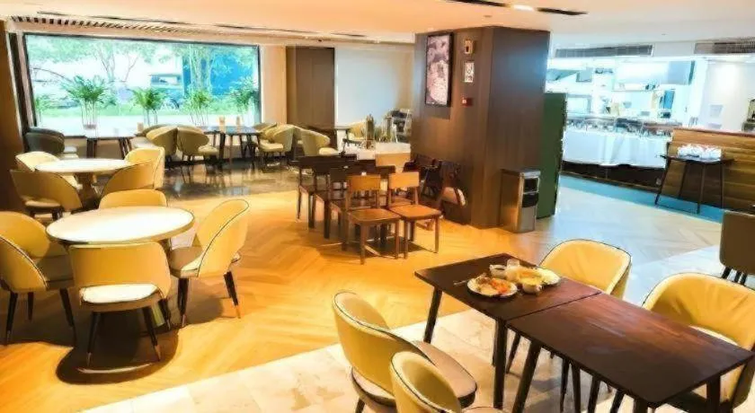 GYA Shanghai Jiangpu Hotel