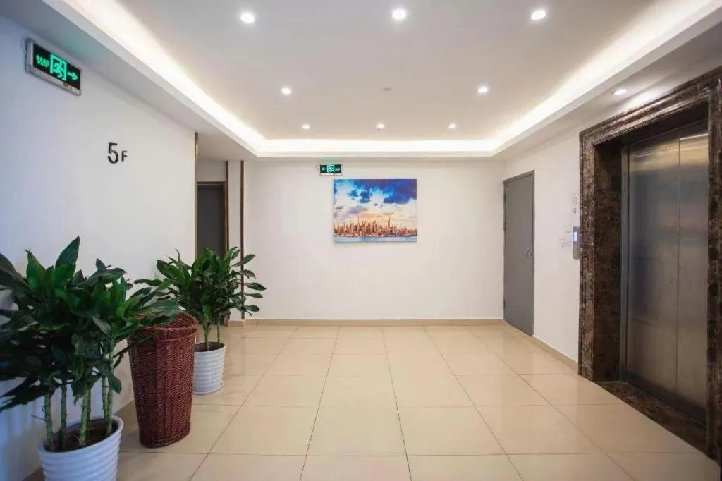 GreenTree Inn Shanghai National Convention and Exhibition Center Huaxiang Road