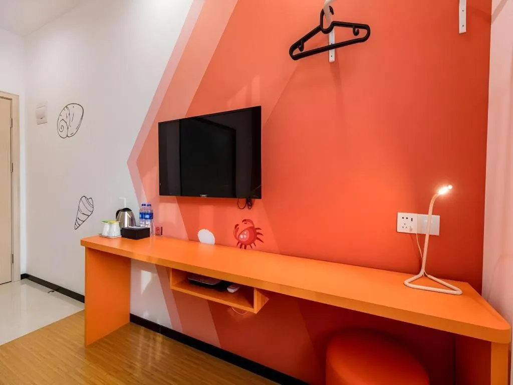 Shell Shanghai Yangpu District Pingliang Road Binjiang Hotel