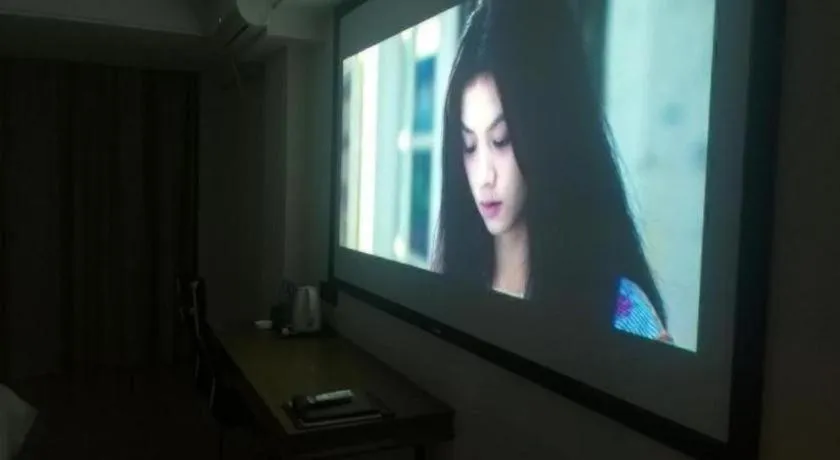 GreenTree Inn Haikou City Wuzhishan Road