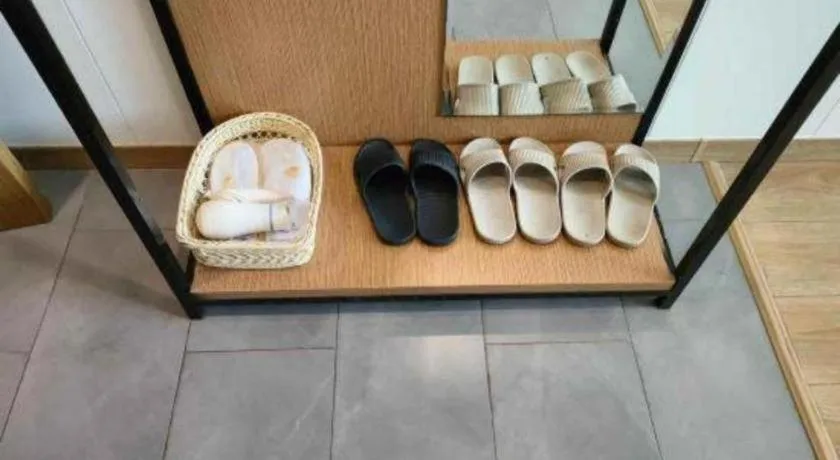 GreenTree Inn Haikou City Wuzhishan Road