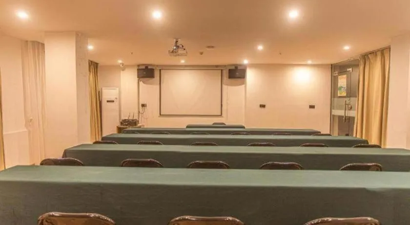 GreenTree Inn Haikou City Wuzhishan Road