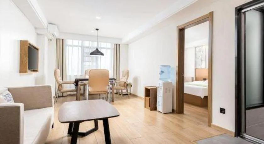 Bed in GreenTree Inn Haikou City Wuzhishan Road