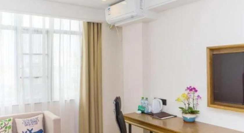 GreenTree Inn Haikou City Wuzhishan Road