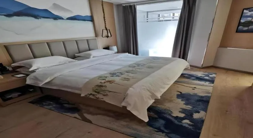 Bed in VX Dali Erhai Park Seascape Hotel