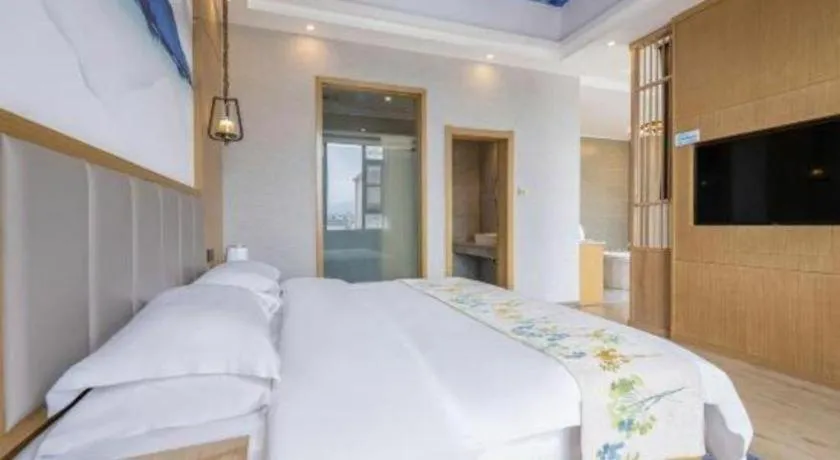 Bed in VX Dali Erhai Park Seascape Hotel