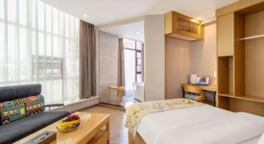 Bed in VX Dali Erhai Park Seascape Hotel