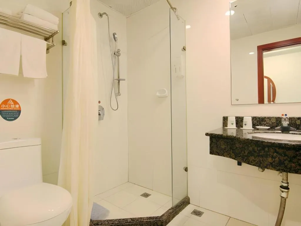 GreenTree Inn Chongqing Longhu Times Tianjie Xietaizi Metro Station