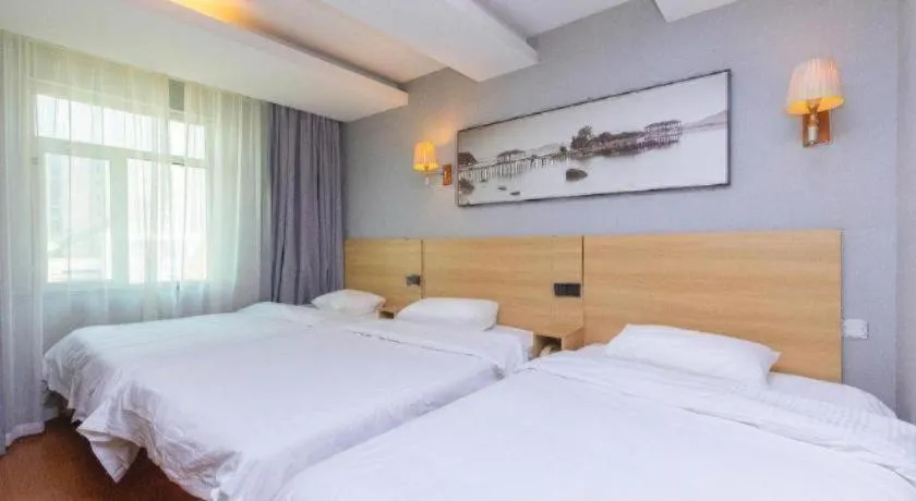 Bed in GreenTree Inn Chongqing Longhu Times Tianjie Xietaizi Metro Station