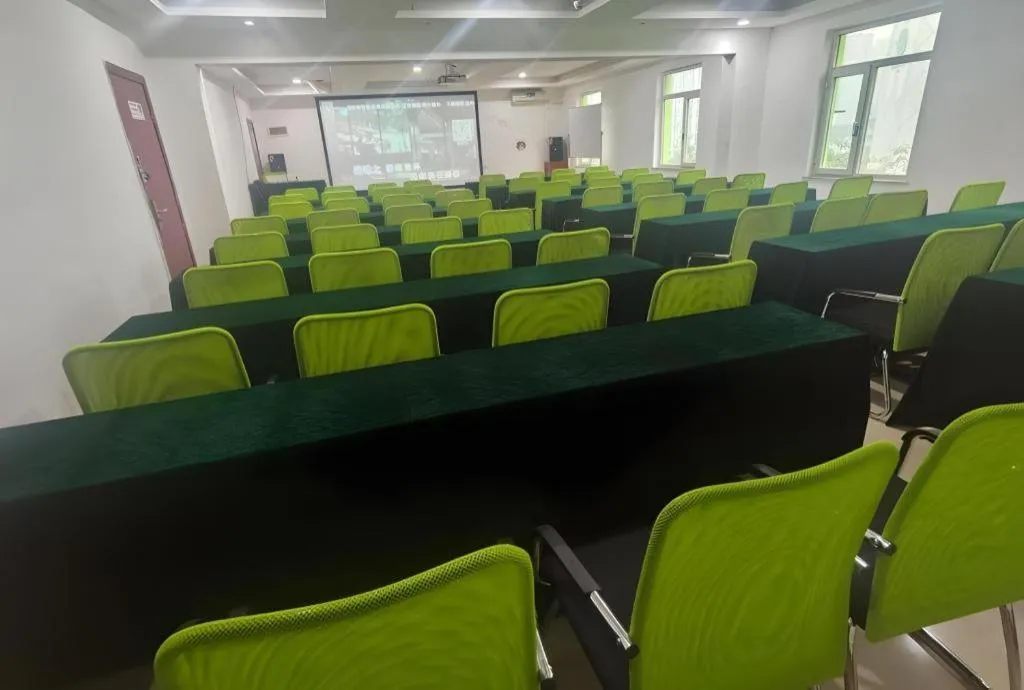 GreenTree Inn Chongqing Longhu Times Tianjie Xietaizi Metro Station