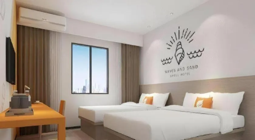 Bed in GreenTree Inn Chongqing Longhu Times Tianjie Xietaizi Metro Station