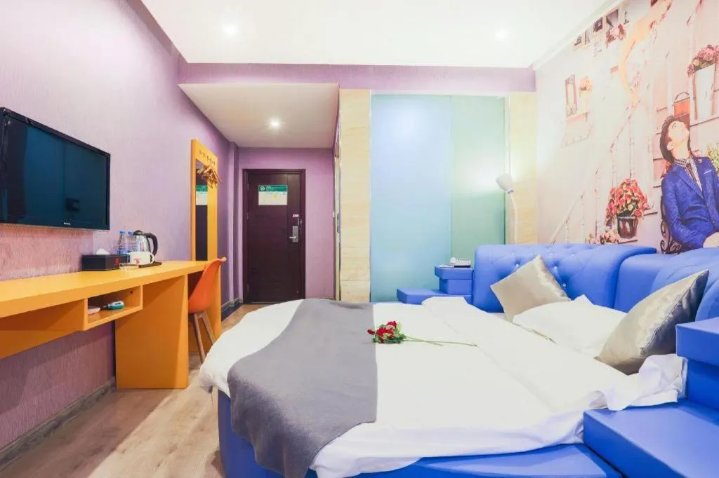 Shell Ganzhou Central Theme Hotel