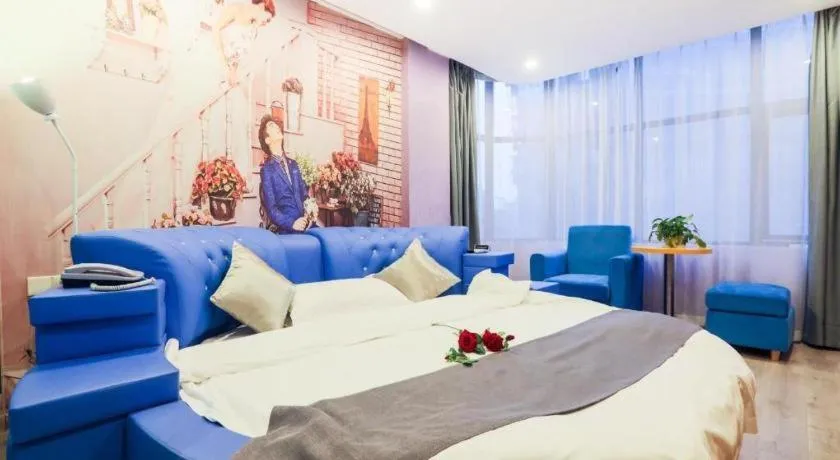 Shell Ganzhou Central Theme Hotel