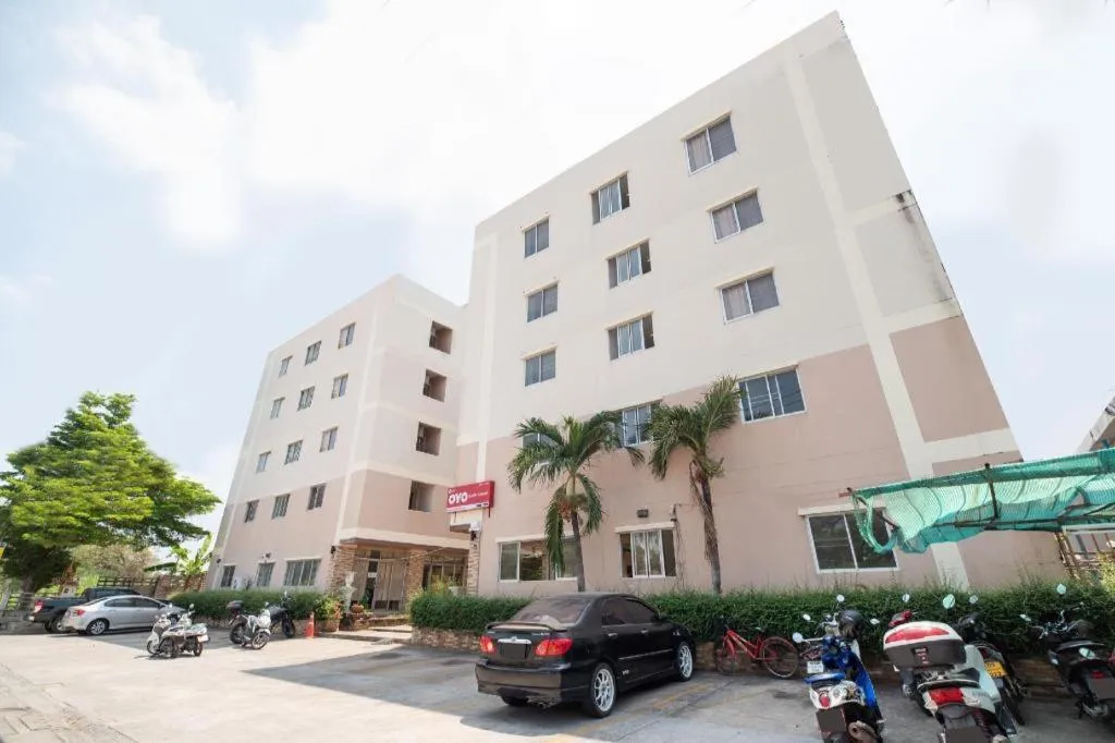 OYO 519 B Min Airport