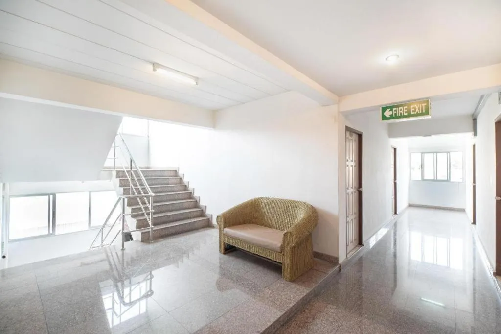 OYO 519 B Min Airport